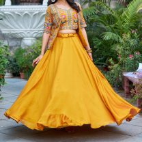D.N. : 2200-A Crop Top - Oswal Navsari